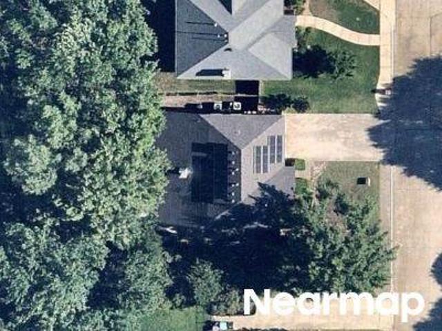 Random Oaks Dr