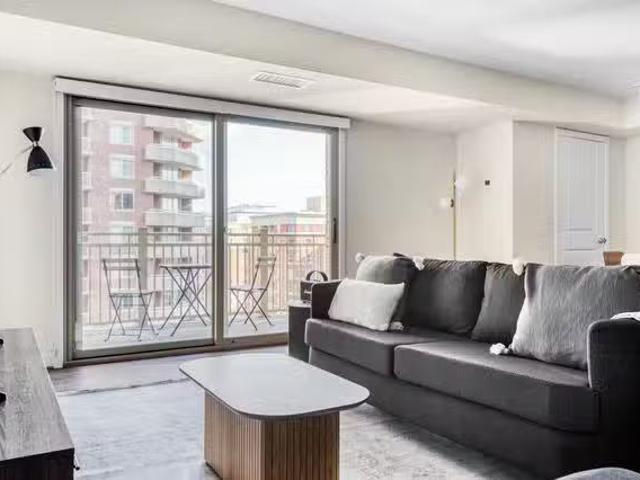 Randolph Towers, 4001 9th St N, Ballston 2 Bedroom 2 Bath
