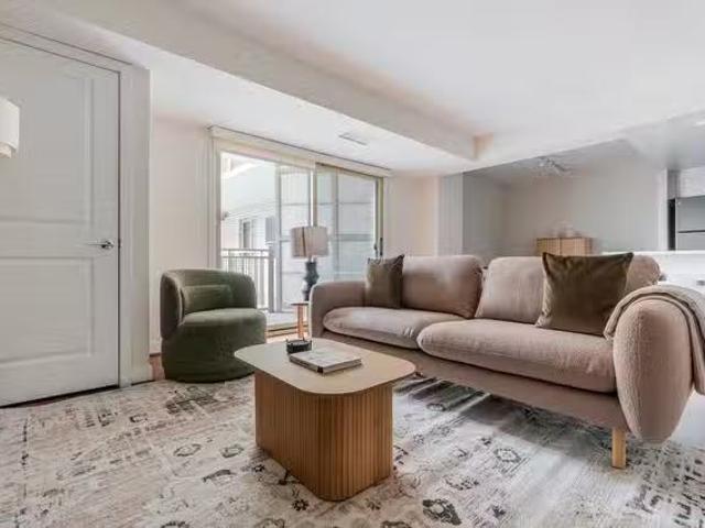 Randolph Towers, 4001 9th St North, Ballston 2 Bedroom 2 B.
