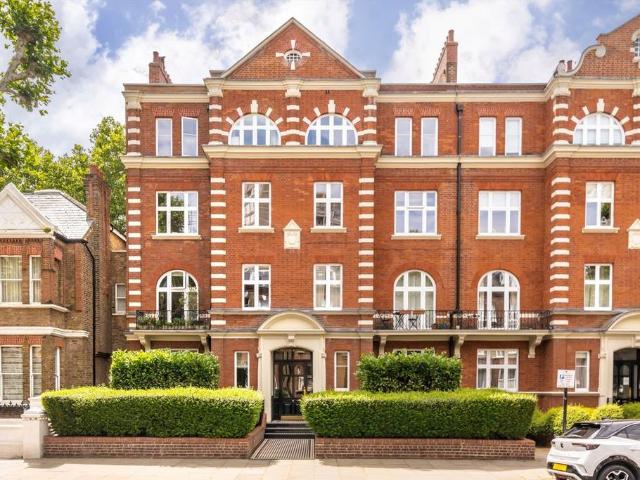Randolph Avenue, Maida Vale W9 Studio to rent £2,150 pcm £496 pw