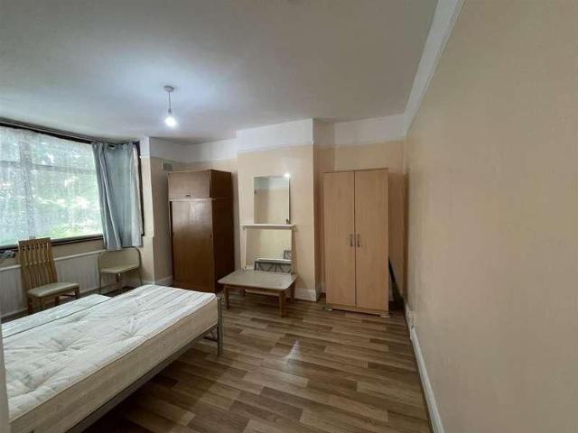 Ranelagh Road, Southall, UB1