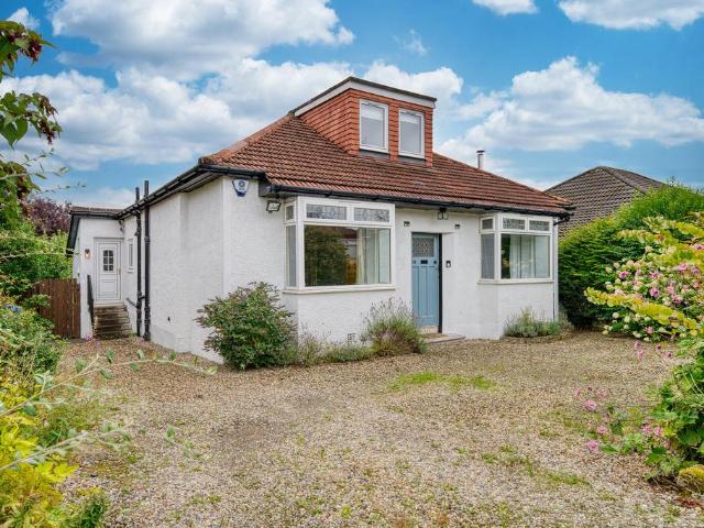 Rannoch Drive, Bearsden, Glasgow. 4 bed detached house to rent £2,245 pcm £518 pw