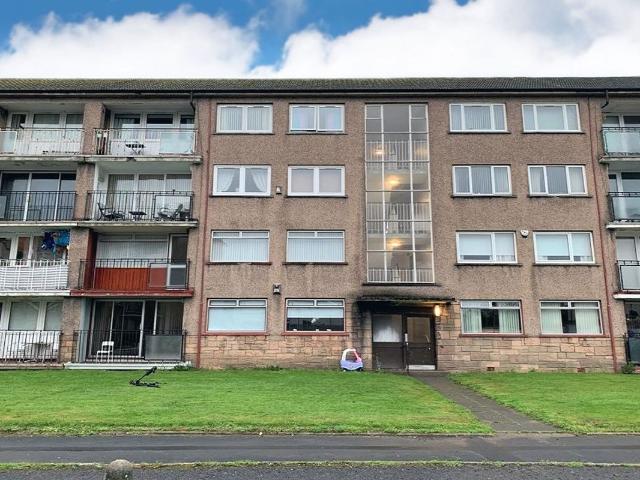 Rannoch Drive, Renfrew PA4, 2 bed flat to rent, £750 pcm | PrimeLocation