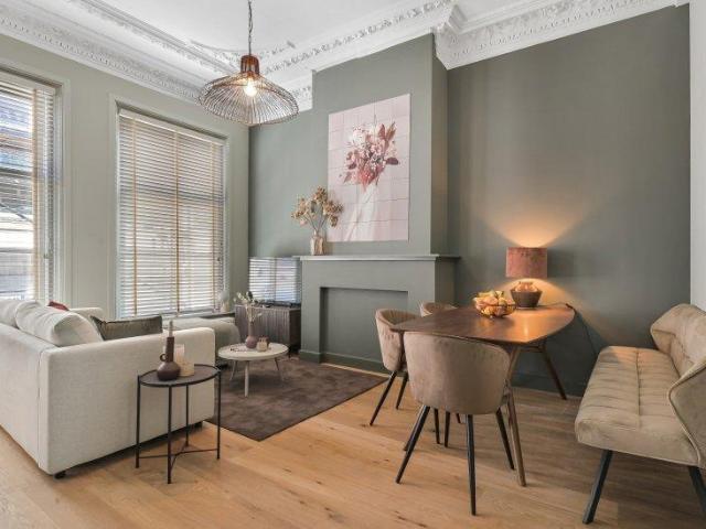 RAAMSTRAAT, CENTRUM, VOLLEDIG GERENOVEERD, GEMEUBILEERD, € 1816,91, EXCL. G/W/E