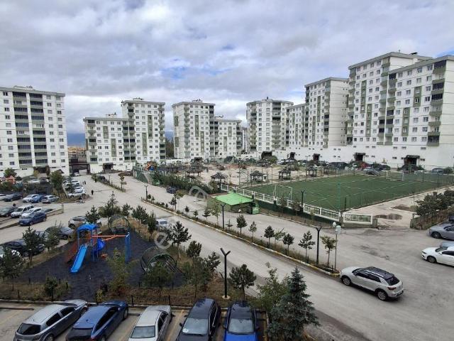 Rabia Ana Yeşil Yakutiye Kiralık 3+1 Asansörlü Merkezi Isıtmalı