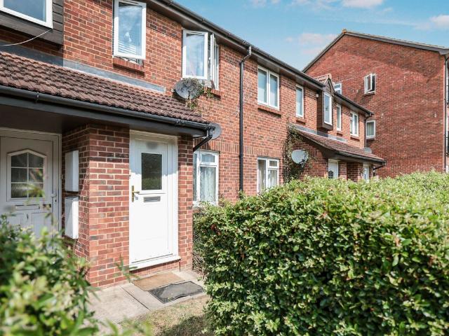 Rabournmead Drive, Northolt UB5, 1 bed flat to rent, £1,400 pcm | PrimeLocation
