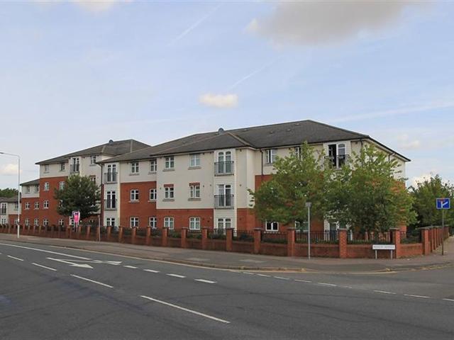 Racecourse Mews, Loughborough LE11, 2 bed flat to rent, £1,000 pcm | PrimeLocation