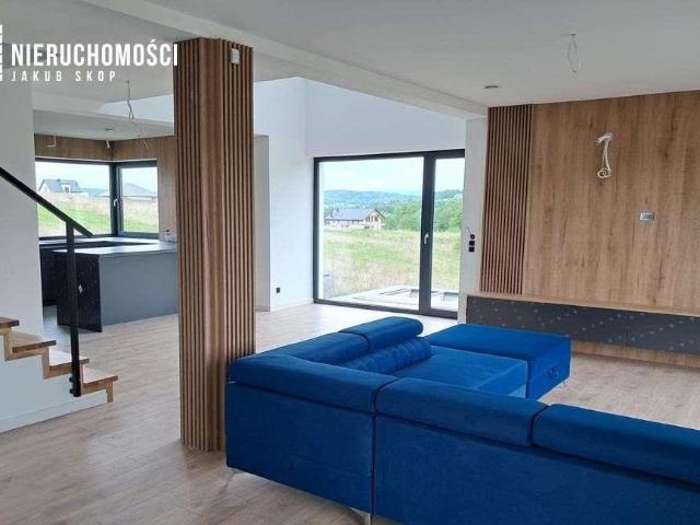 Zapraszam do luksusowej willi 352 m² z panoramicznym tarasem