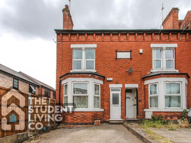 Radcliffe Mount, West Bridgford NG2, 5 bed shared accommodation to rent, £2,708 pcm | PrimeLocation