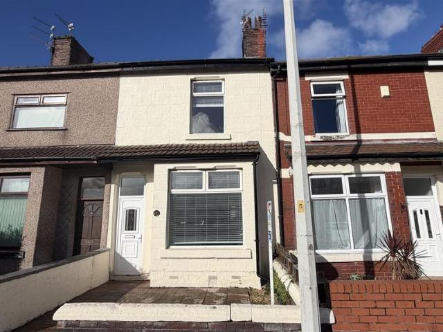 Radcliffe Road, Fleetwood 2 bed house to rent £750 pcm £173 pw
