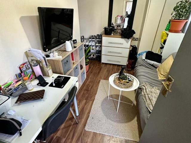 Raddlebarn Road, Birmingham B29 1 bed flat to rent £725 pcm £167 pw