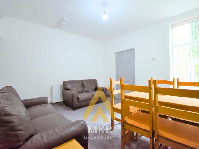 Raddlebarn Road, Selly Oak, Birmingham B29, 4 bed terraced house to rent, £2,232 pcm | PrimeLocation