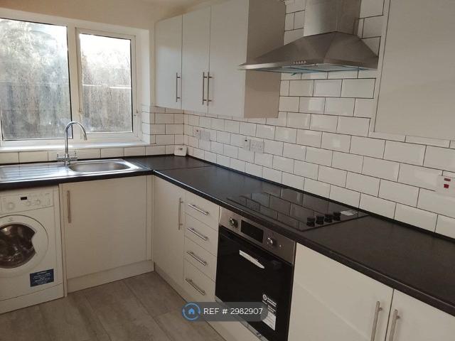 Radford Boulevard, Nottingham NG7, 3 bed terraced house to rent, £1,100 pcm | PrimeLocation