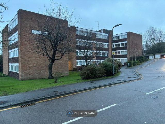 Radford Court, Billericay CM12, 2 bed flat to rent, £1,350 pcm | PrimeLocation