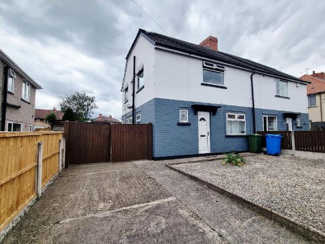 Radford Street, Worksop 3 bed semi detached house to rent £950 pcm £219 pw