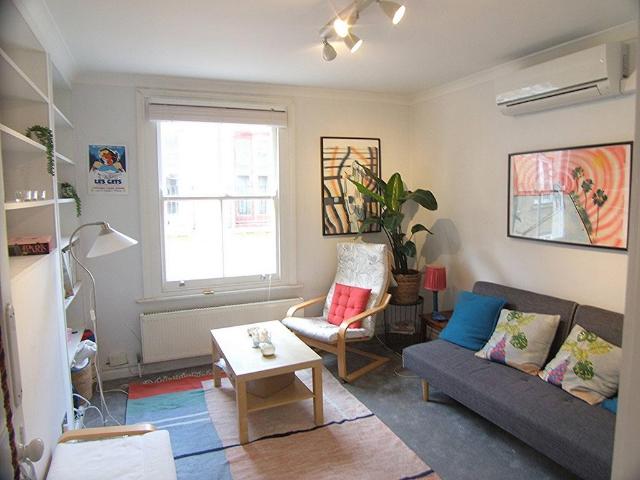 Radley Mews, London W8 2 bed flat to rent £2,900 pcm £669 pw