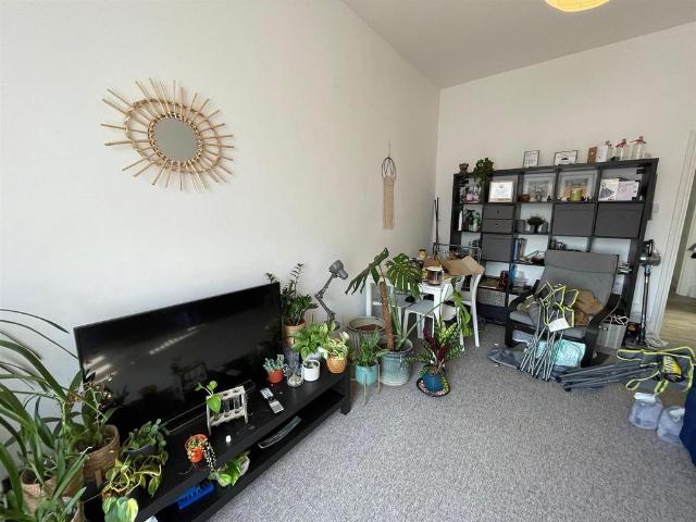 Radnor Street, Plymouth PL4 1 bed flat to rent £1,330 pcm £307 pw