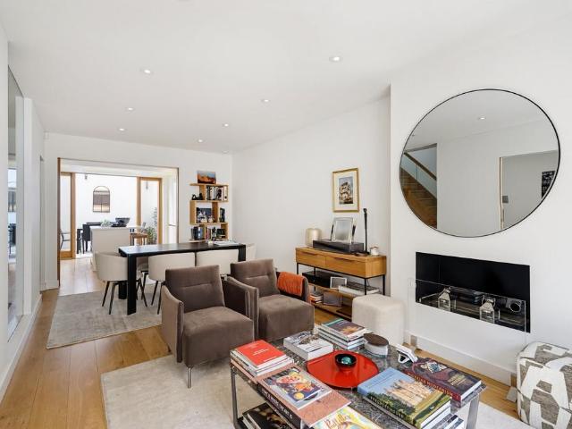 Radnor Walk, London, SW3 4 bed terraced house to rent £14,083 pcm £3,250 pw