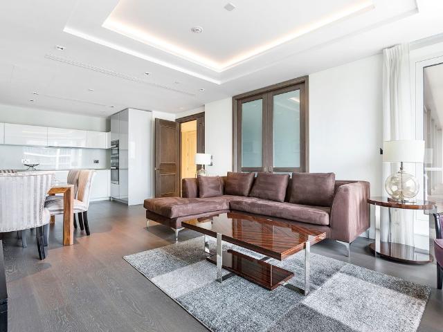 Radnor Terrace, London, Kensington W14, 3 bed flat to rent, £6,067 pcm | PrimeLocation