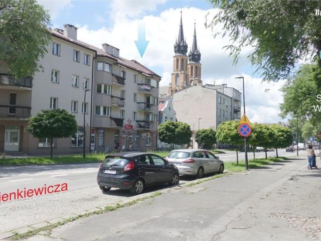 Przestronne 3 pokoje, balkon, piwnica, centrum Radomia