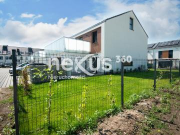 Nowoczesny dom 132 m2 z tarasem i garażem w Radomierzycach