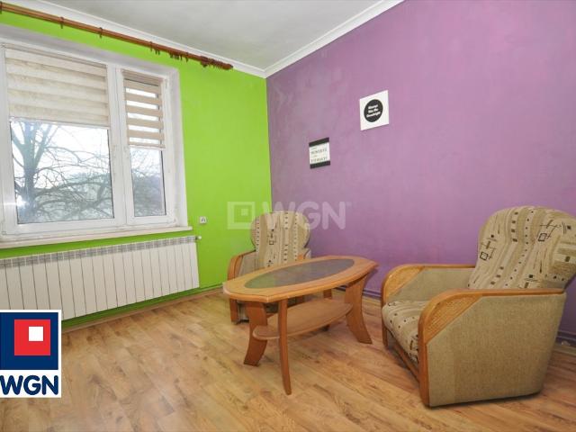 Do sprzedania przestronne 2 pokojowe mieszkanie z balkonem w centrum Radomska