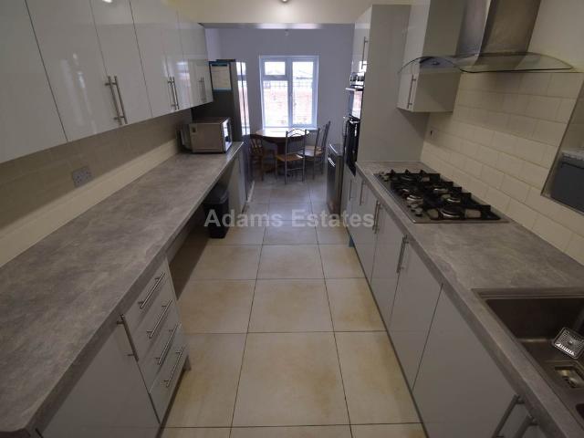 Radstock Road, Reading RG1, 6 bed terraced house to rent, £4,050 pcm | PrimeLocation