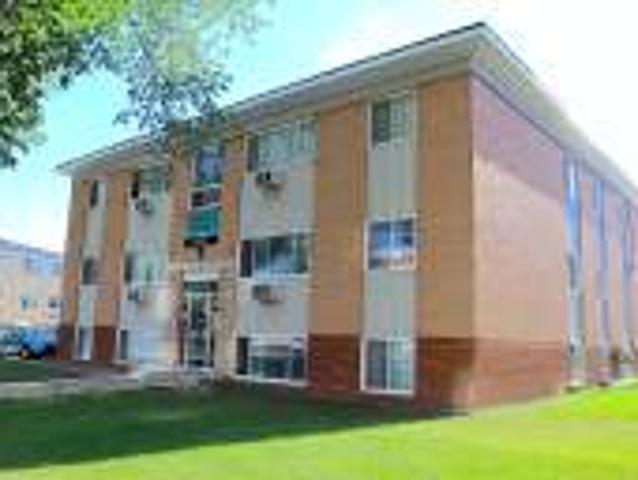 Rae 4076 Apartments | 4076 Rae Street