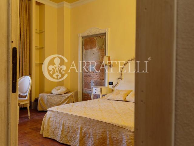 Raffinato appartamento ristrutturato in zona Santa Croce, ne. 115m² Firenze