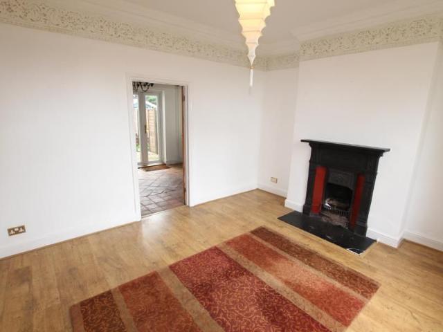 Raglan Road, Woking, Surrey, GU21