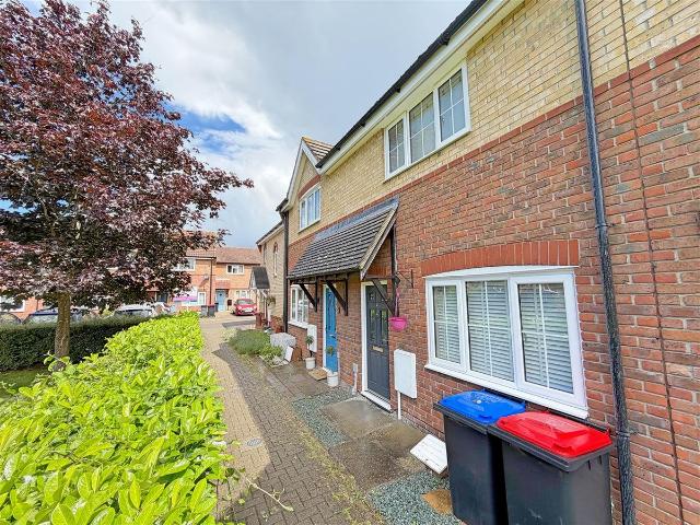 Ragley Close, Great Notley, Braintree CM77, 2 bed terraced house to rent, £1,400 pcm | PrimeLocation