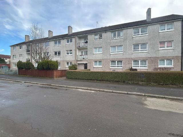 Raithburn Road, Castlemilk, Glasgow, G45 2 bed flat to rent £875 pcm £202 pw