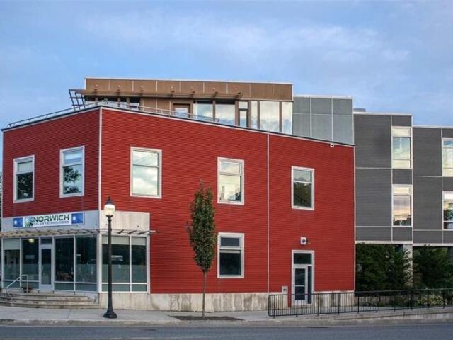 Railroad Row Unit C, Hartford, Condo For Sale