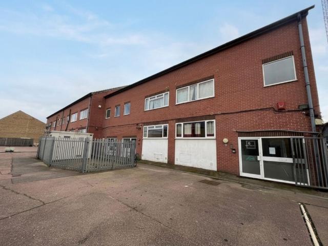 Railway Road, Eastside Place Railway Road, BN9 – HW Estate Agents