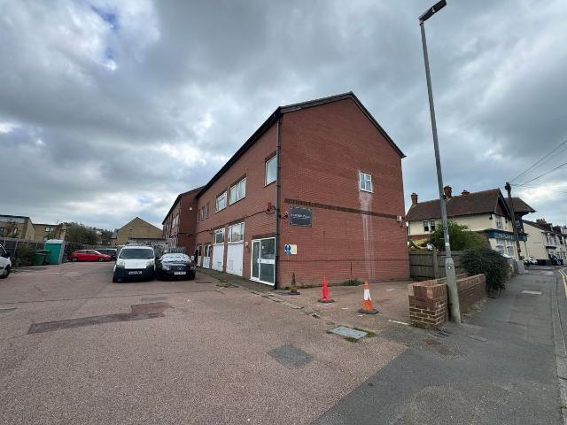 Railway Road, Newhaven BN9, Studio to rent, £750 pcm | PrimeLocation