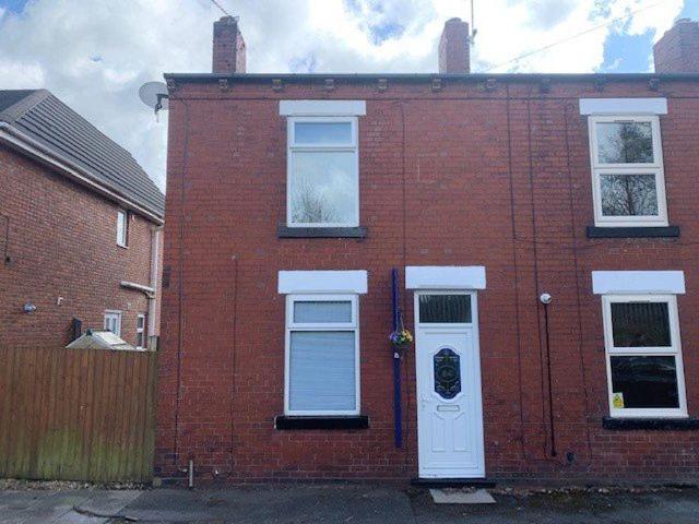 Railway Street, Hindley 3 bed terraced house to rent £800 pcm £185 pw