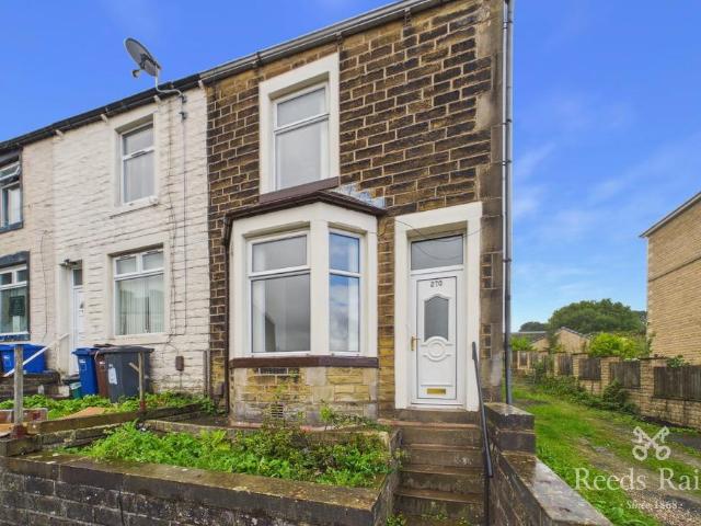 Railway Street, Lancashire BB9 3 bed end of terrace house to rent £895 pcm £207 pw