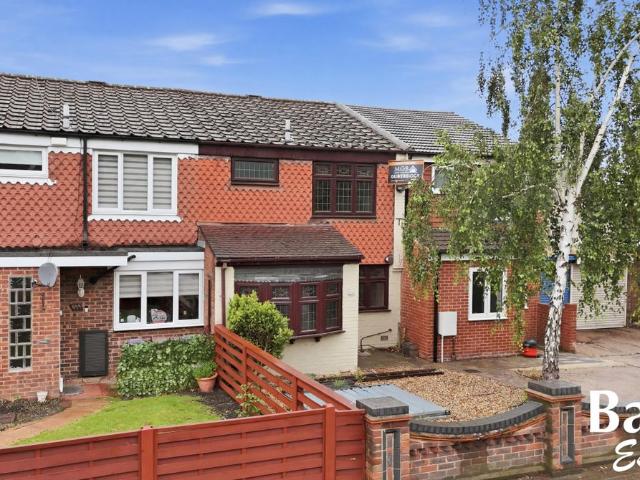 Rainham Road North, Dagenham RM10, 3 bed terraced house to rent, £2,100 pcm | PrimeLocation