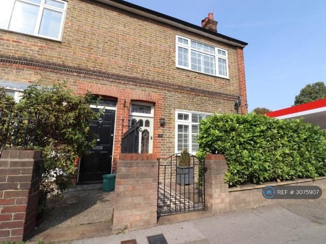 Rainsford Road, Chelmsford, CM1 5 bed end of terrace house to rent £2,200 pcm £508 pw