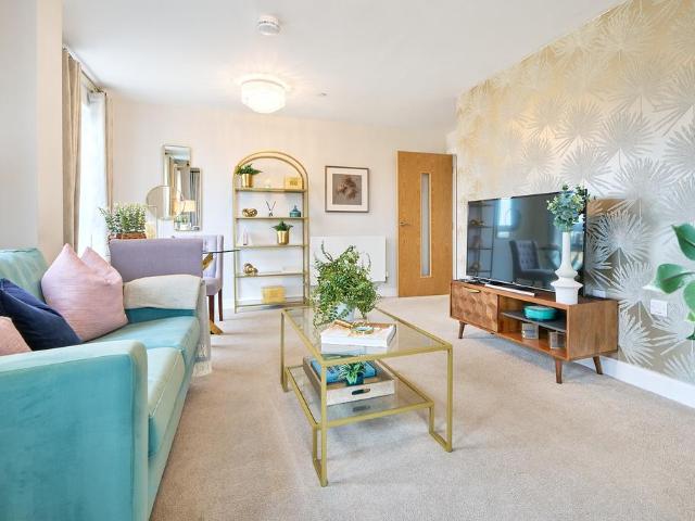 Rainsford Road, Chelmsford CM1 1 bed retirement property to rent £2,480 pcm £572 pw