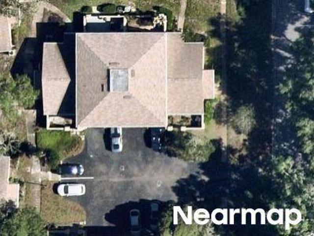 Raintree Dr