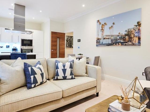 Rainville Road, LONDON 1 bed apartment to rent £3,033 pcm £700 pw