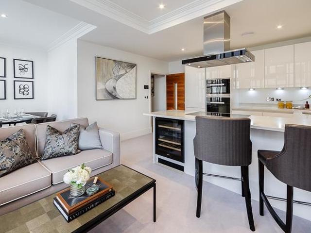 Rainville Road, London 2 bed house to rent £4,160 pcm £960 pw