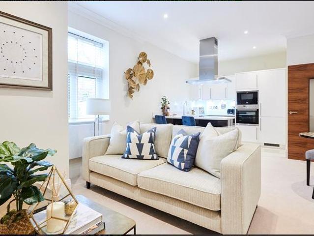 Rainville Road, London W6 1 bed apartment to rent £3,142 pcm £725 pw
