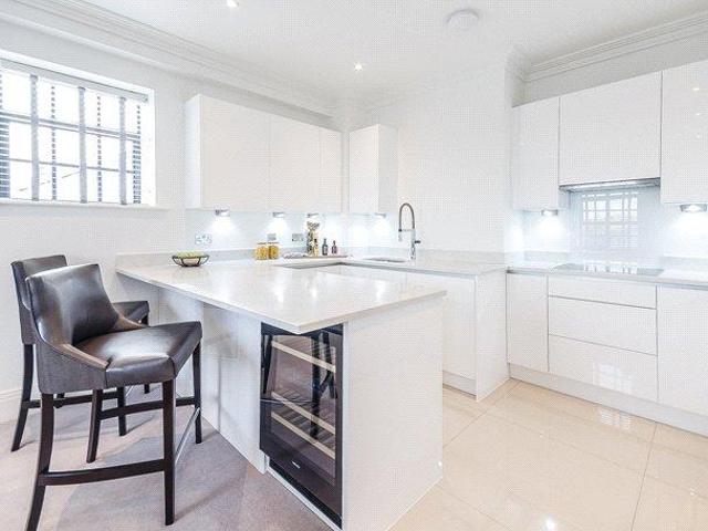 Rainville Road, London, W6 2 bed apartment to rent £4,008 pcm £925 pw
