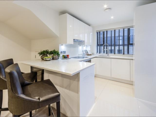 Rainville Road, London W6 2 bed apartment to rent £5,720 pcm £1,320 pw