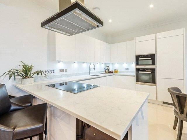 Rainville Road, London, W6 2 bed flat to rent £4,723 pcm £1,090 pw