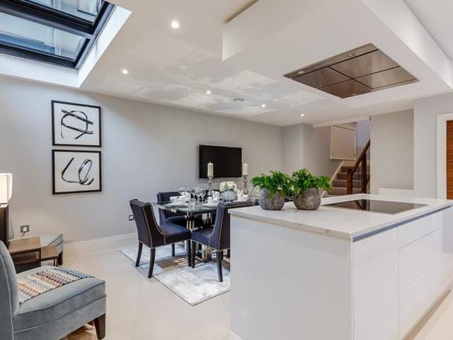 Rainville Road, London W6 2 bed flat to rent £6,335 pcm £1,462 pw