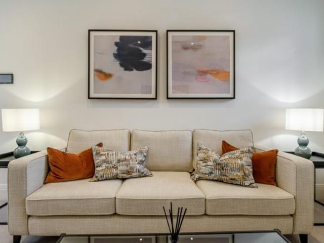 Rainville Road, London W6 2 bed property to rent £4,377 pcm £1,010 pw
