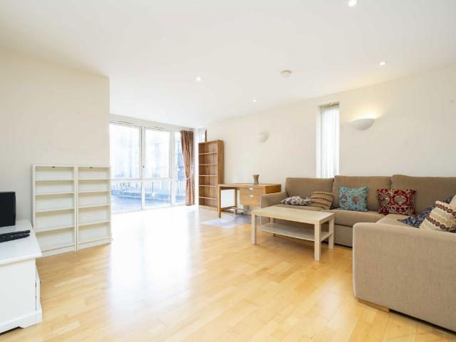 Raleana Road, Raleana Road E14, 2 bed flat to rent, £9,533 pcm | PrimeLocation